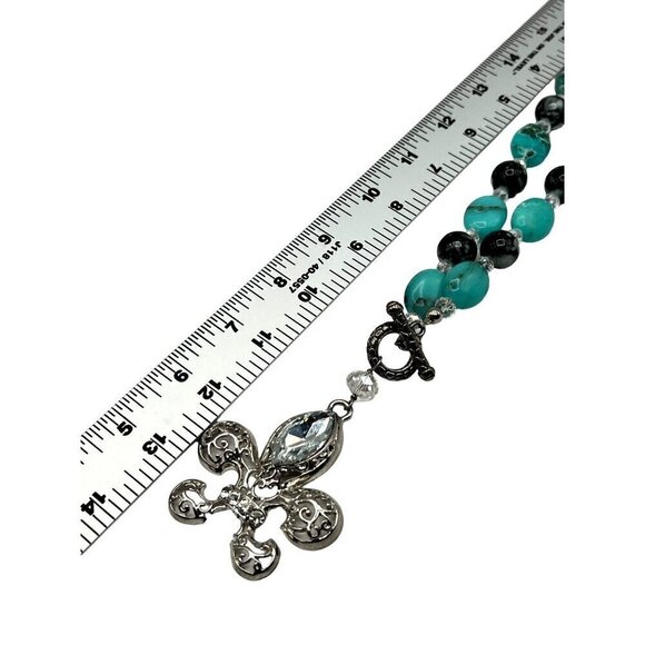 Handcrafted Green Agate  & Black Beaded Necklace With Ornate Silver Pendant - Picture 8 of 8